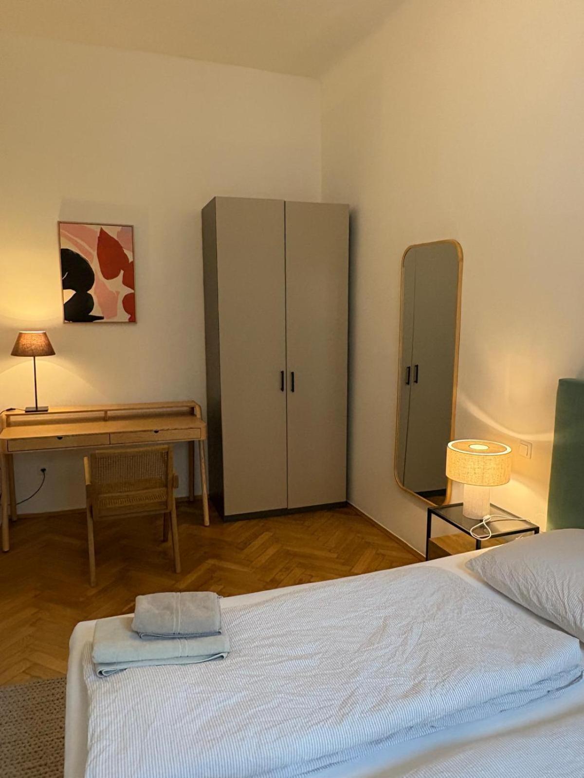 Premium In Altstadtnaehe Appartement